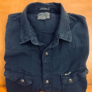 Wrangler Slim Fit Navy Shirt